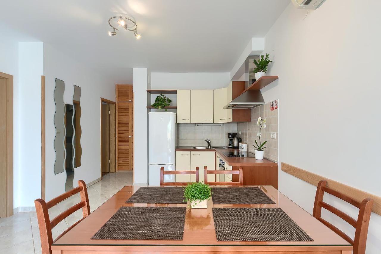 Apartments Gilly 1 Premantura Luaran gambar